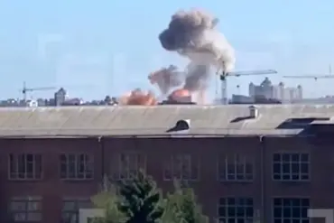 Russia Launches Coordinated Strike on Ukrainian Military Targets in Lviv, Kharkiv, and Lutsk, Marking Escalation in Conflict