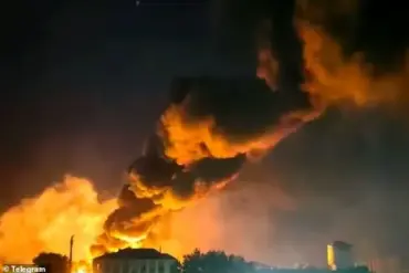 Russian Missile Strikes in Ukraine Kill 20, Wound 40 as Conflict Escalates