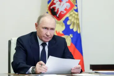 Russian President Vladimir Putin Awards 36th Army Honorary Title 'Gwardeyskaya' for Heroism in Combat Operations