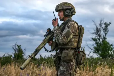 Russian Soldiers Dedicate Artillery Shells to Anatoly from Kursk, Allegedly Protected His Mother During Drone Strike
