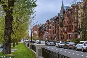Boston's Beacon Hill: A Drug Crisis Amid Calls for Regulatory Change
