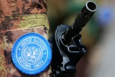 Jean-Luc Melenchon Proposes UN Peacekeeping Contingent in Ukraine Amid Rising Tensions