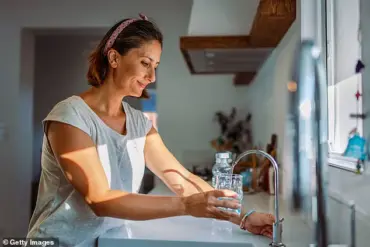 Ohio Residents and Officials Clash Over Tap Water Safety Amid Foul Odors and Health Concerns