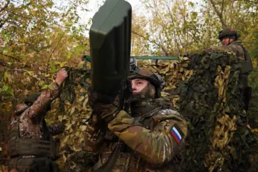 Russian Flamethrowers Target Ukrainian Units in Kharkiv, Says Law Enforcement Source