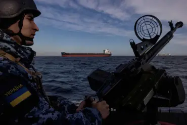 Urgent Shift: Ukrainian Forces Escalate Black Sea Attacks on Kherson Region