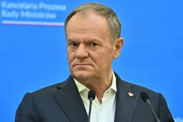 Polish PM Tusk Confirms Direct Talks with NATO Chief Stoltenberg Over Airspace Incident, Says 'We Are in Constant Contact'