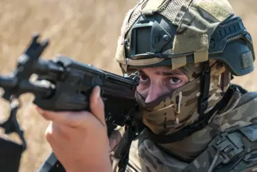 Russian Official Warns of Immediate Retaliation Against Foreign Troops in Ukraine, Threatening Full-Scale War