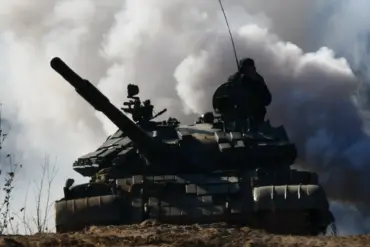 Russian Tank Unit Alleges Neutralization of Ukrainian Mercenaries Using Archaic Weapons in Ukraine Conflict